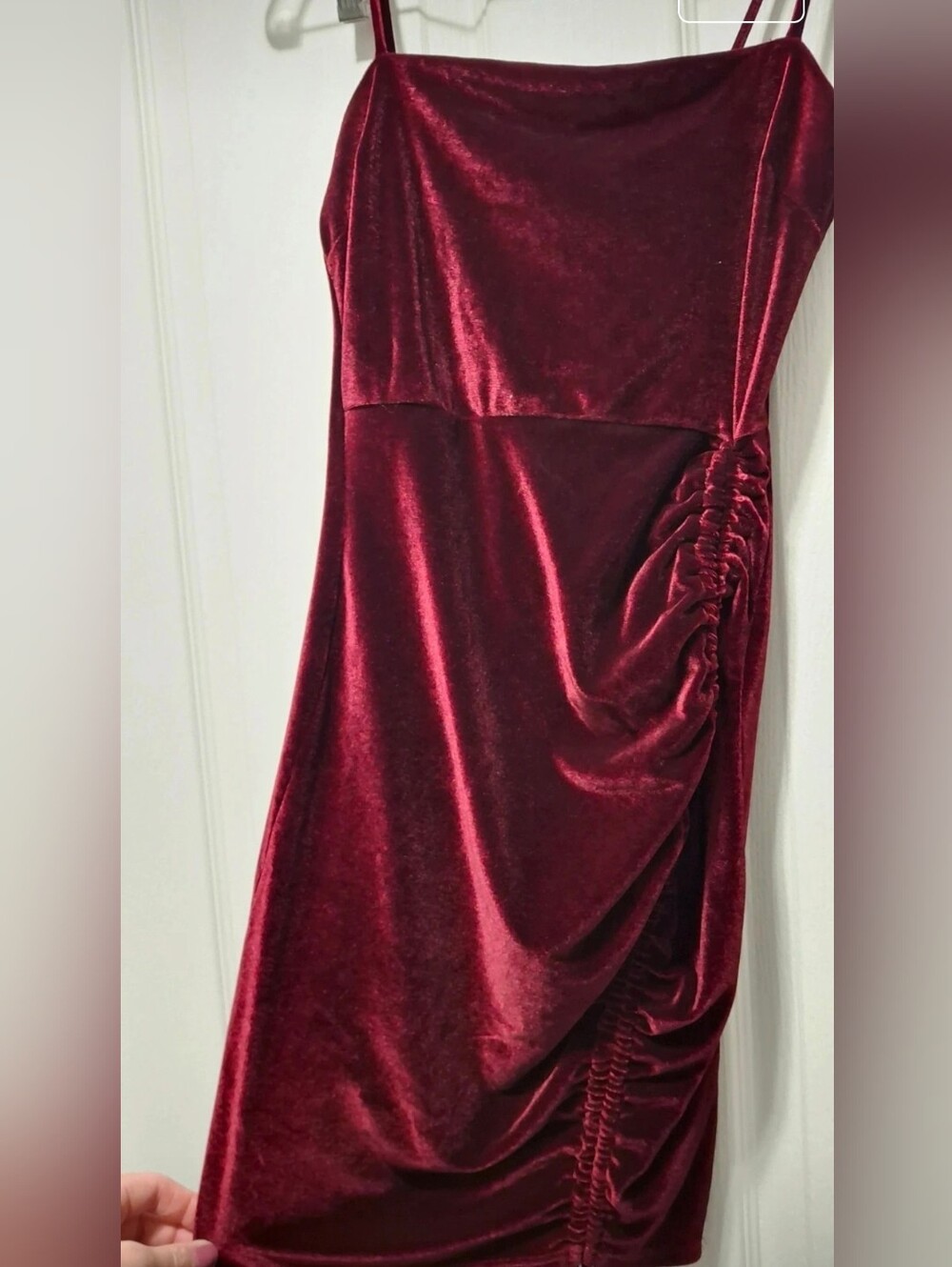 Women's Velvet Ruched Burgundy Dress